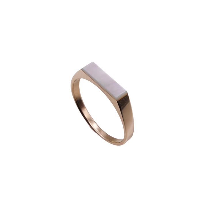 NARROW SHELL SIGNET RING