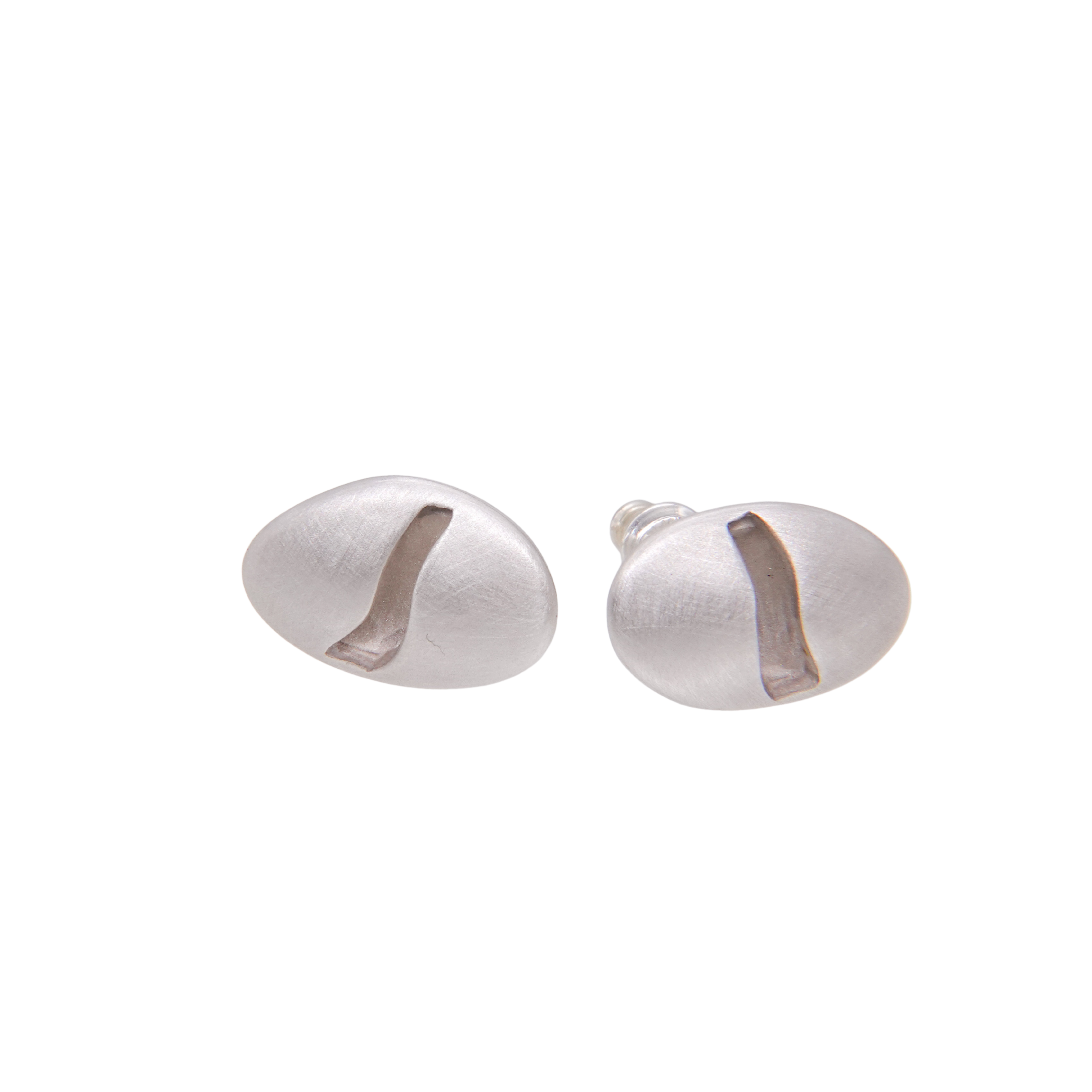 Monaka M Piercing Mat – unigem