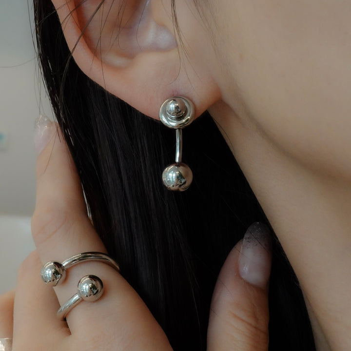 MINDY SILVER EARRING