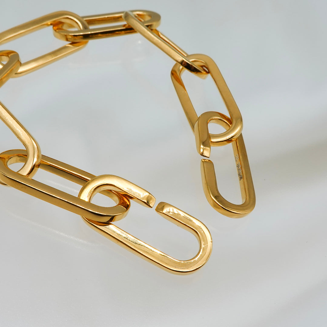 Gold Oval Chain Bracelet