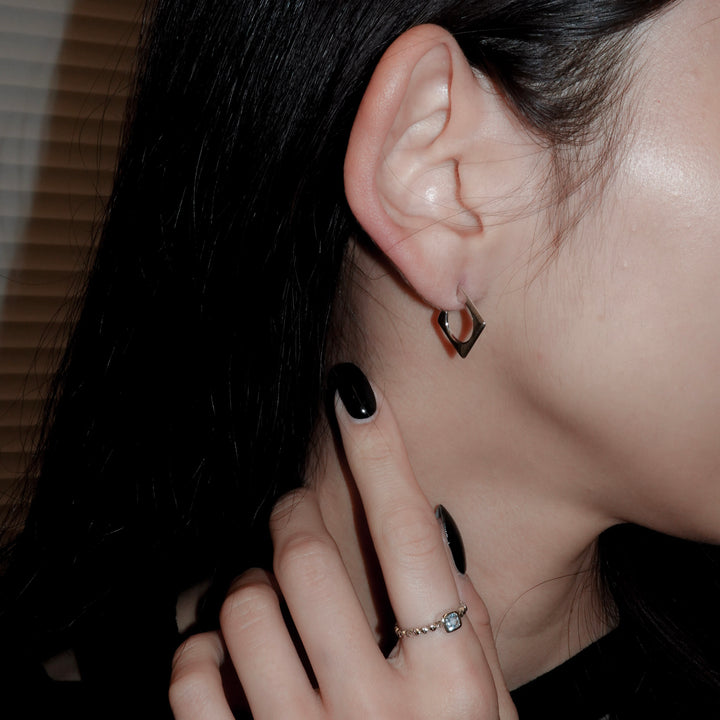 スモールスクエアピアス(RGP)