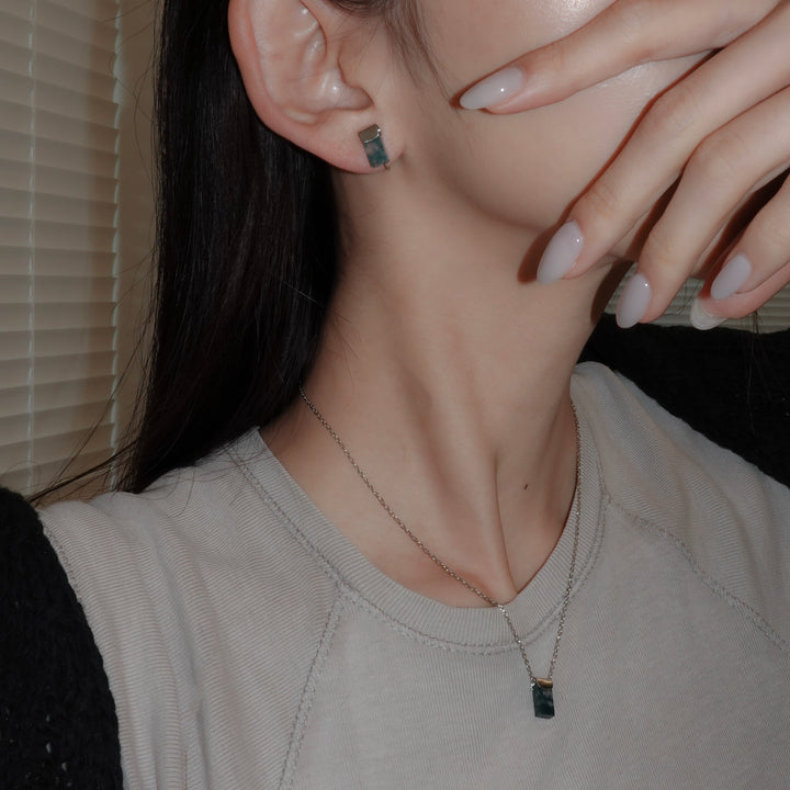 HASAMU necklace gemstone square