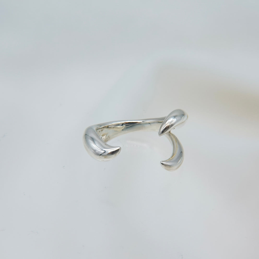 KÃNTI / Thorn Ring