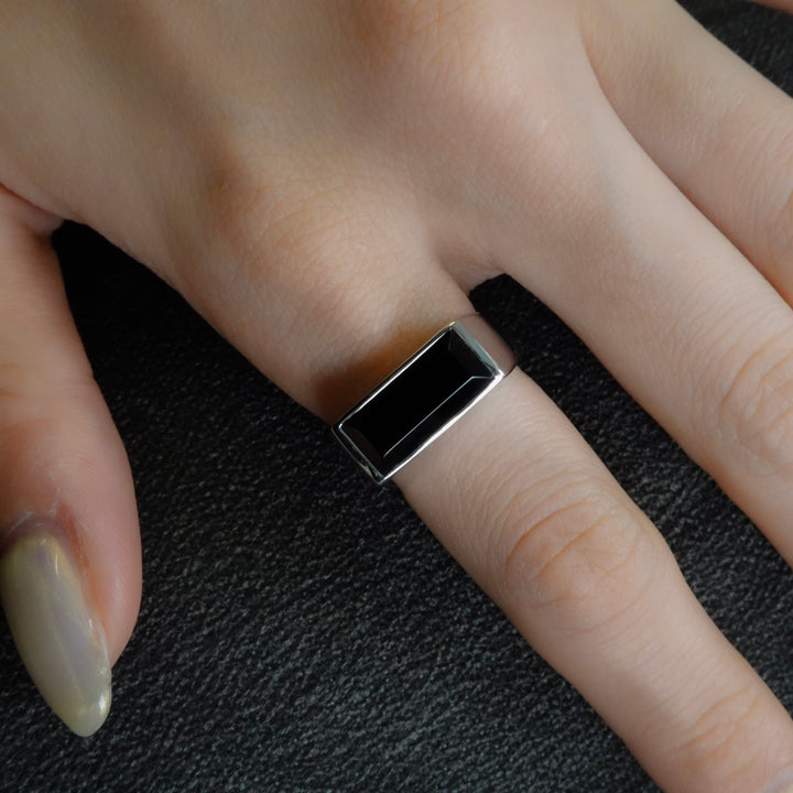 Onyx Ring