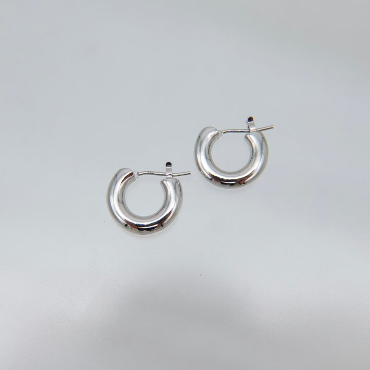 Silver pierced earrings SMA18ピアス