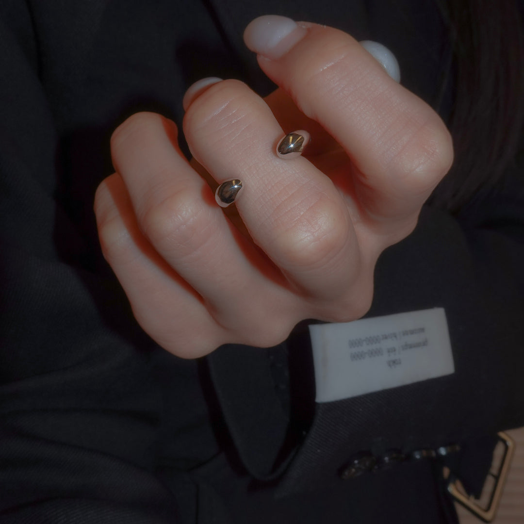 Scatters M_knuckle R