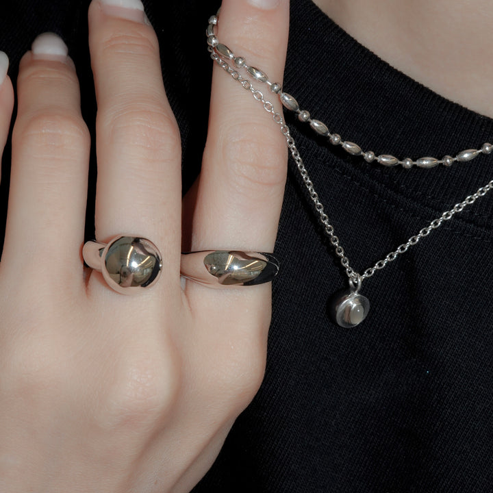 ball double finger ring