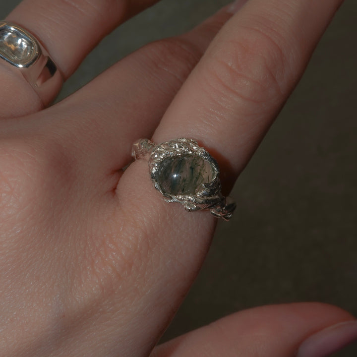 roots ring