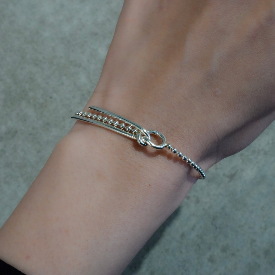 THREADS Silver Bow Tie Bracelet