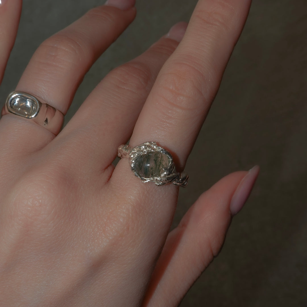 roots ring