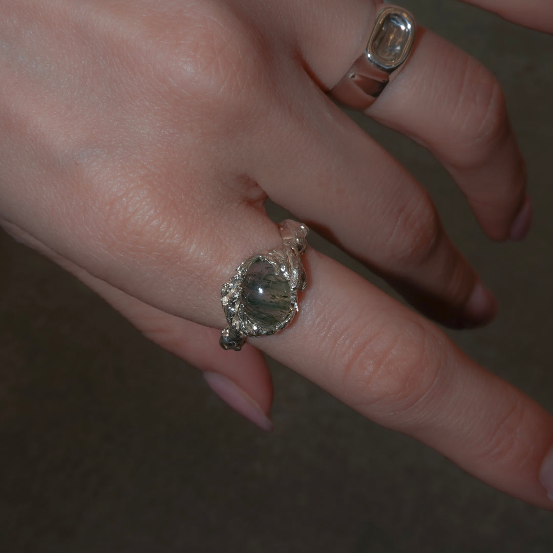 roots ring