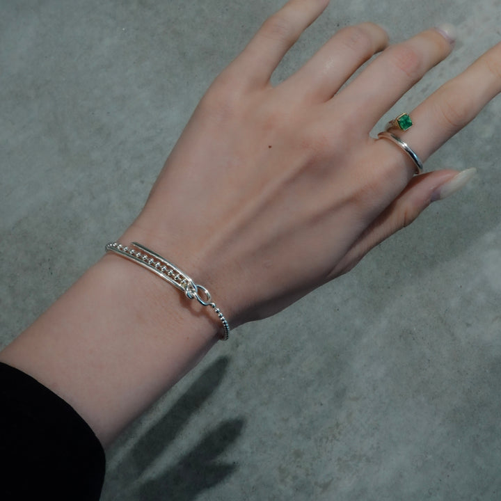 THREADS Silver Bow Tie Bracelet