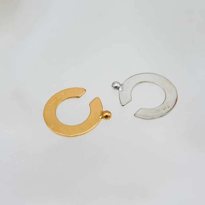 Logo "C."