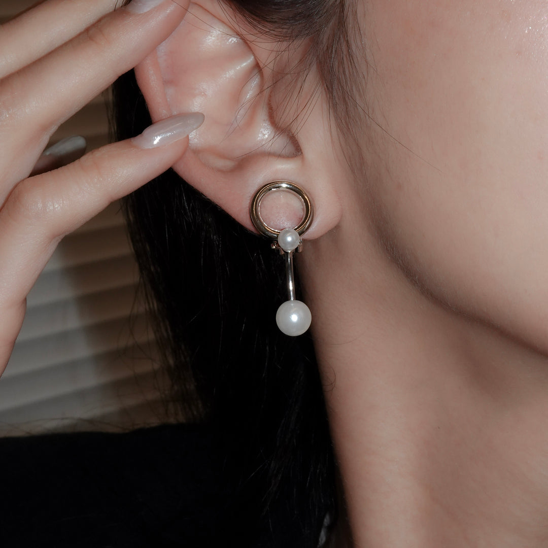 ARI CLIP-ON EARRINGS