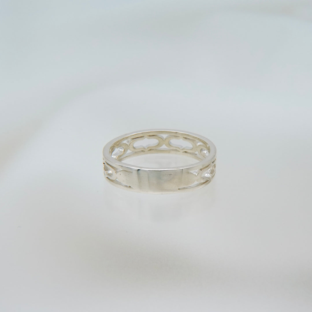 class ring-02