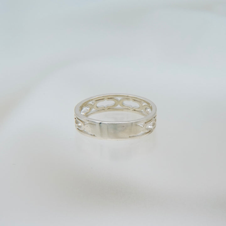 class ring-02