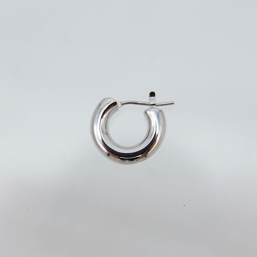 Silver pierced earrings SMA18ピアス