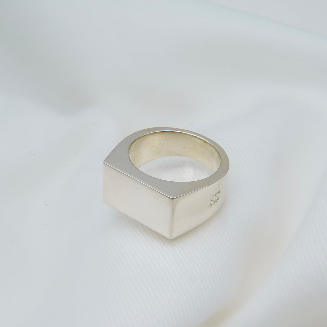 "Proto" signet ring (SILVER)