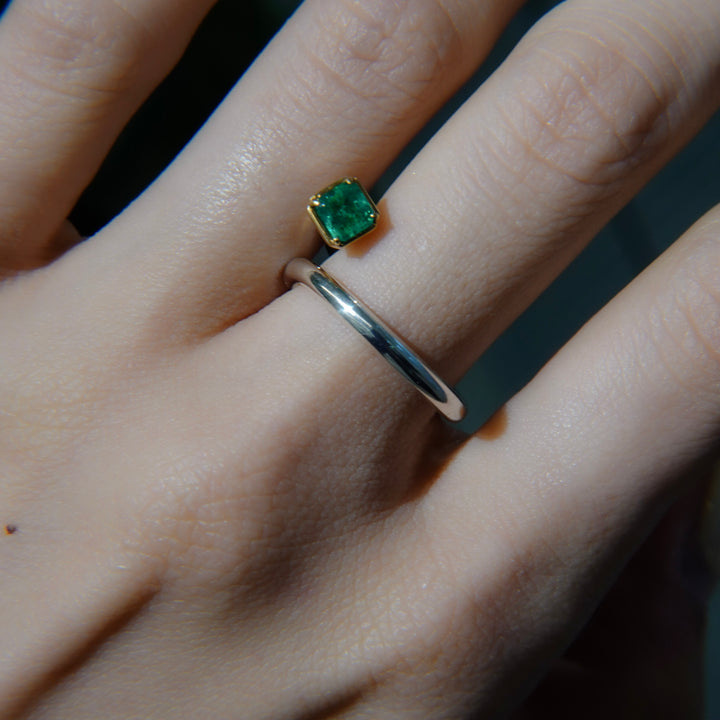 Limited piece Silver 18K Emerald Diamond Ring