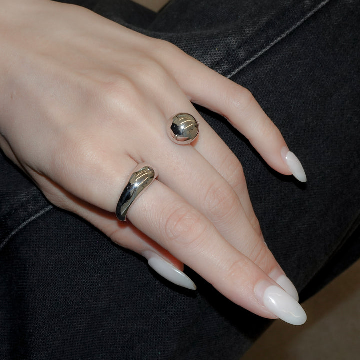 ball double finger ring