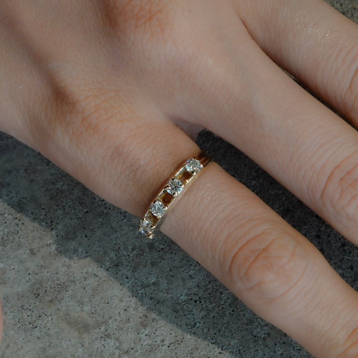 Float Half Eternity Ring -【Lab Grown Diamond】