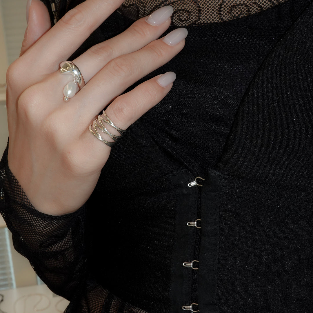 lace up ring