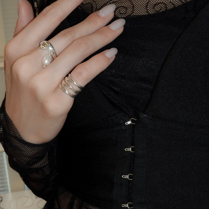 lace up ring