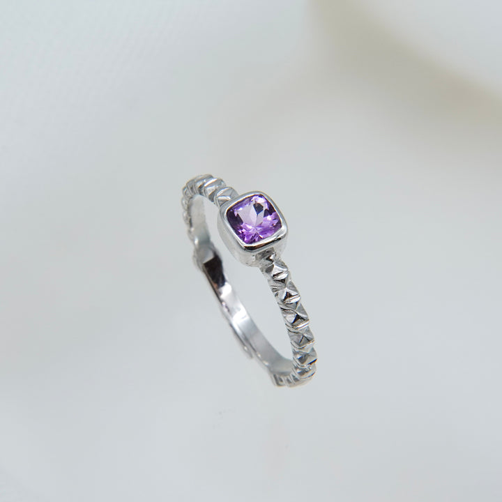 シルバーアメジストフィレンツェ彫りリング