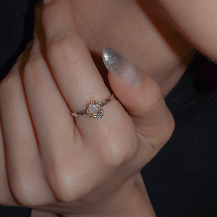 2351_Opal