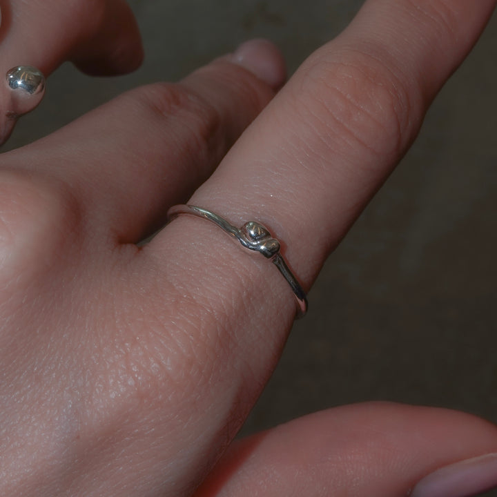 une ring-02