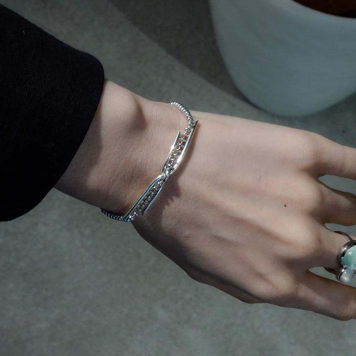 THREADS Silver Cross Bracelet