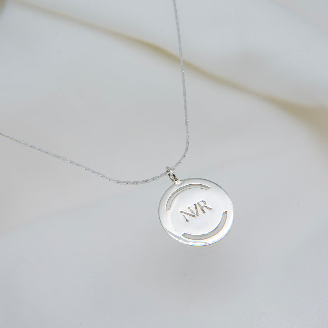 Circle Line Cut Charm Necklace