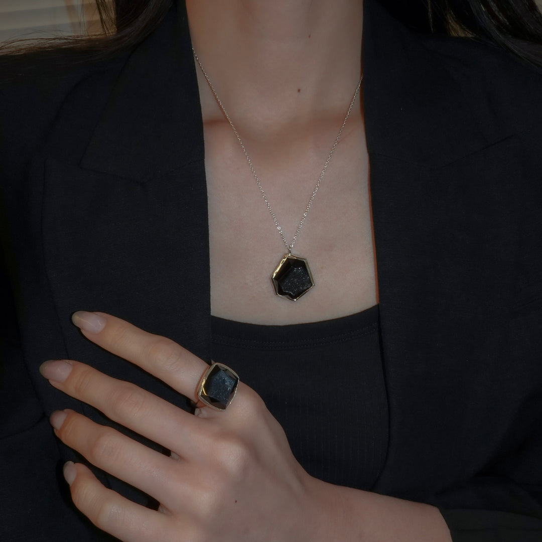2025_onyx (agate)