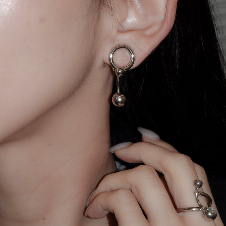 ARI CLIP-ON EARRINGS