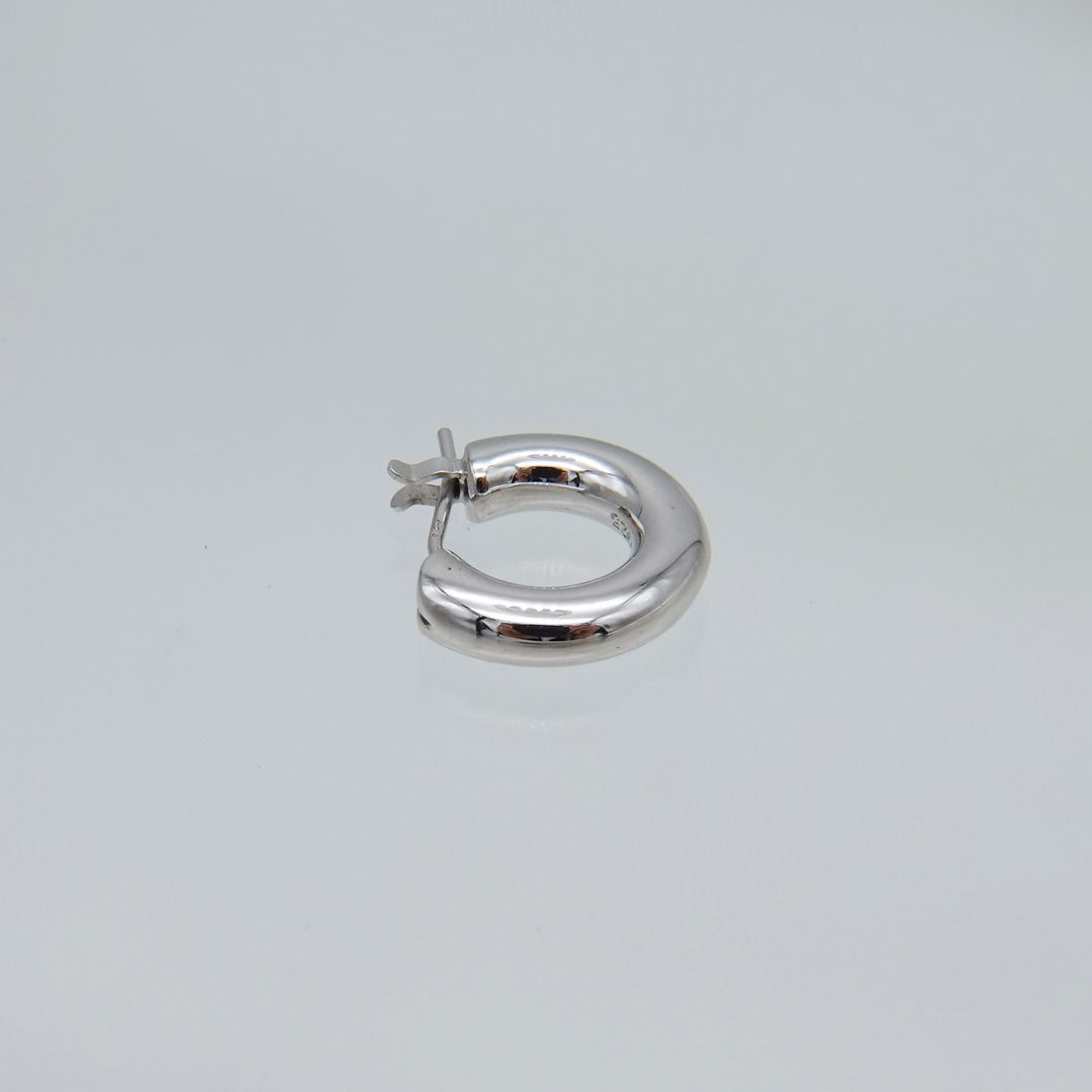 Silver pierced earrings SMA18ピアス