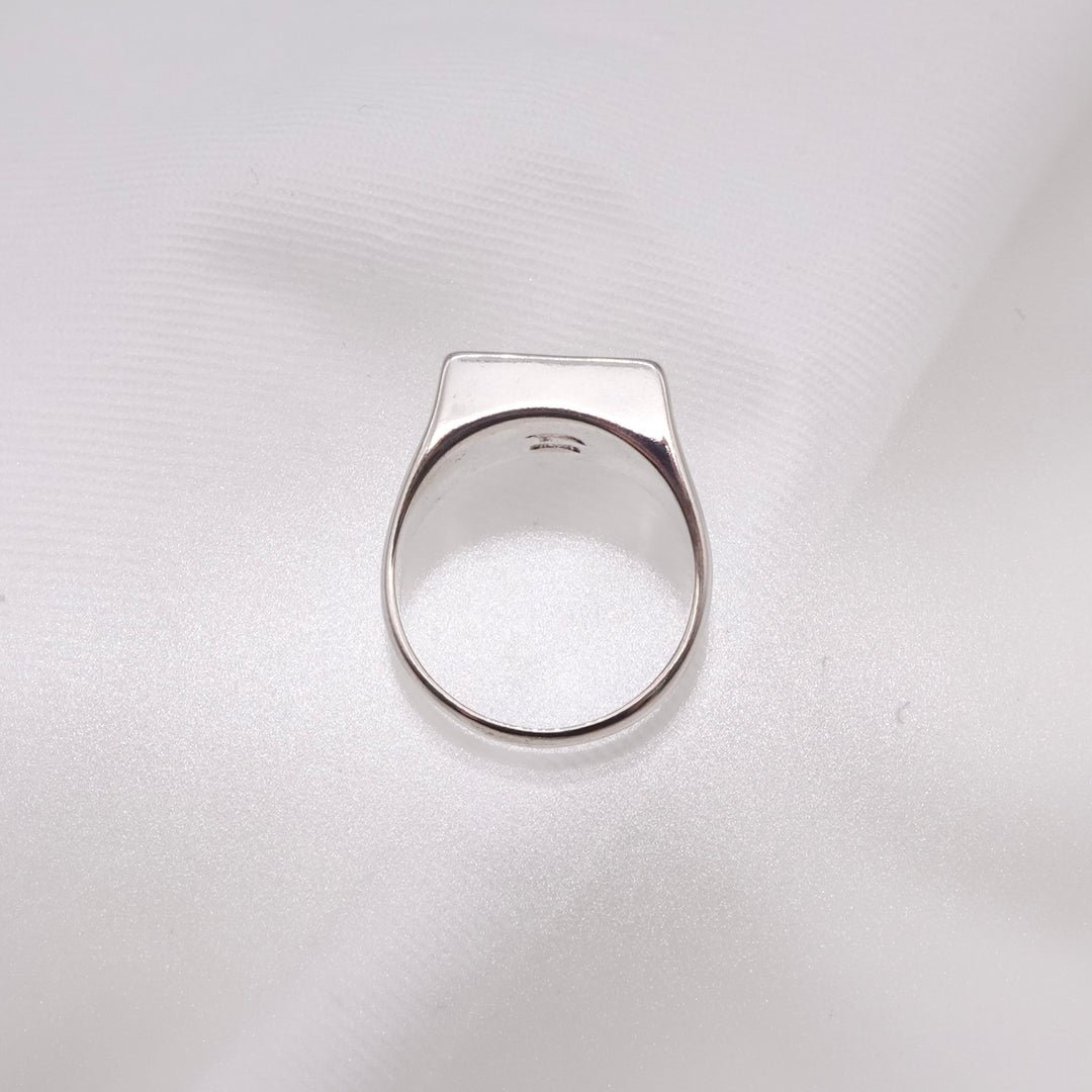 swim signet ring