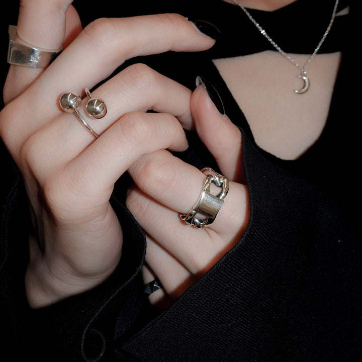 "Chain" plate ring