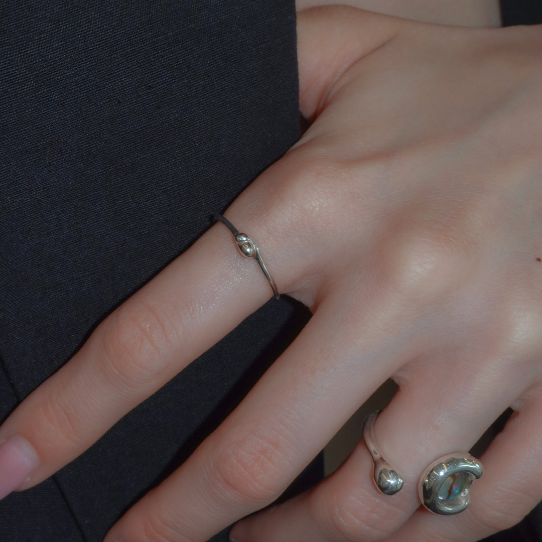 une ring-02