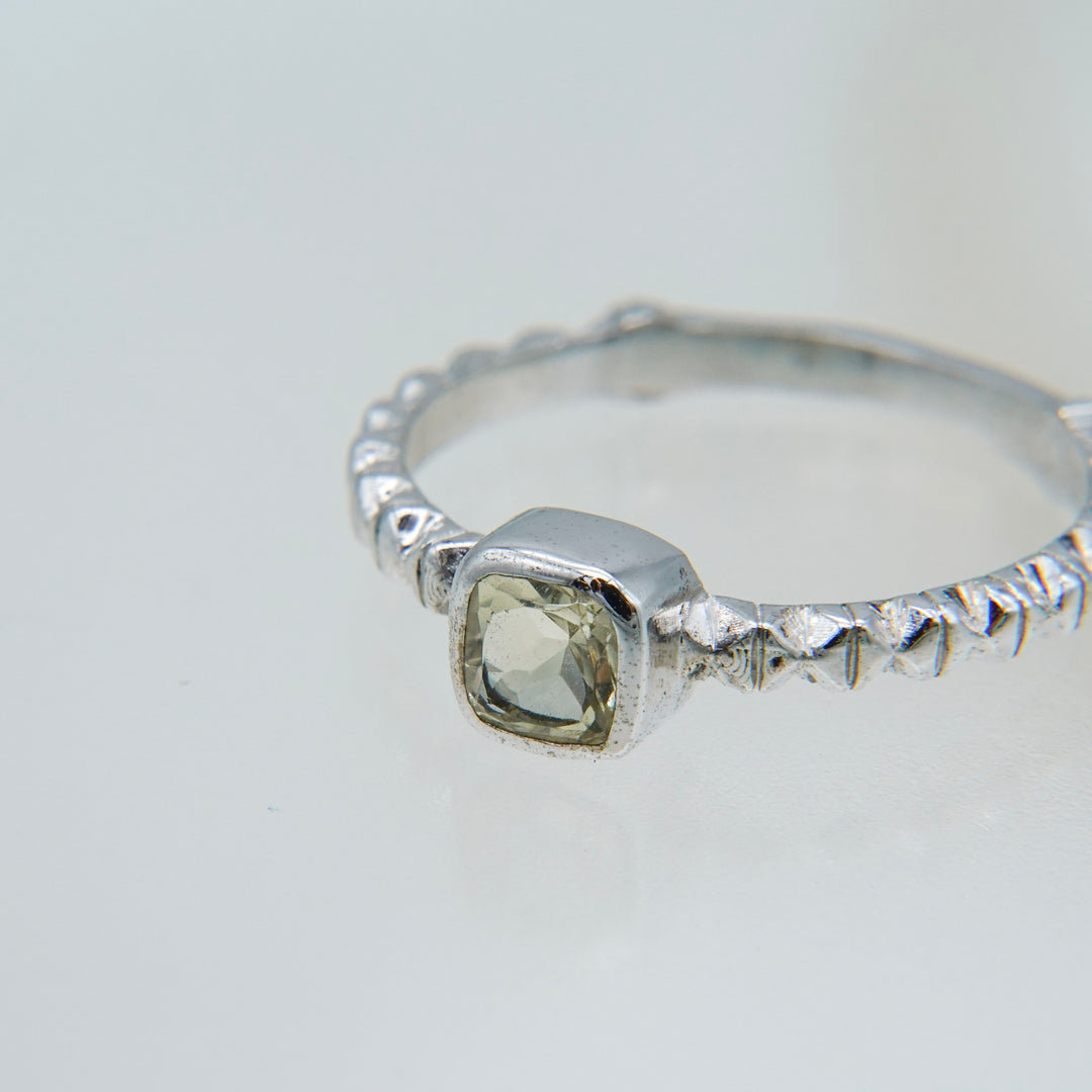 シルバーレモンクオーツフィレンツェ彫りリング