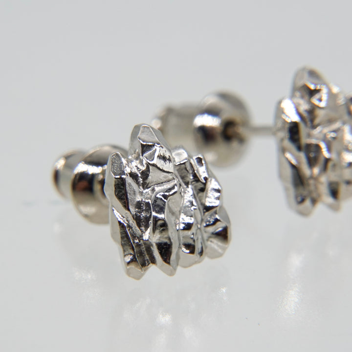 Mountain pierced earrings