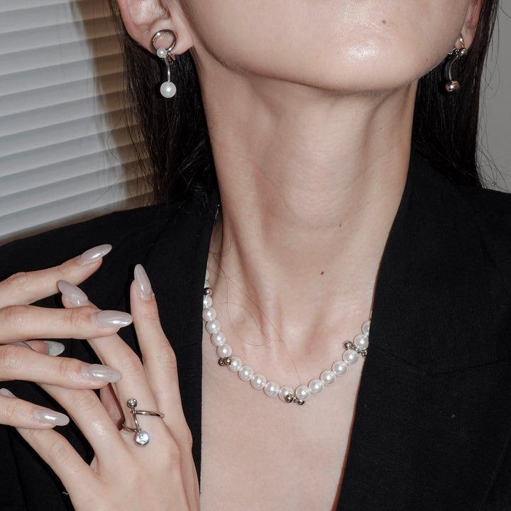 ARI CLIP-ON EARRINGS