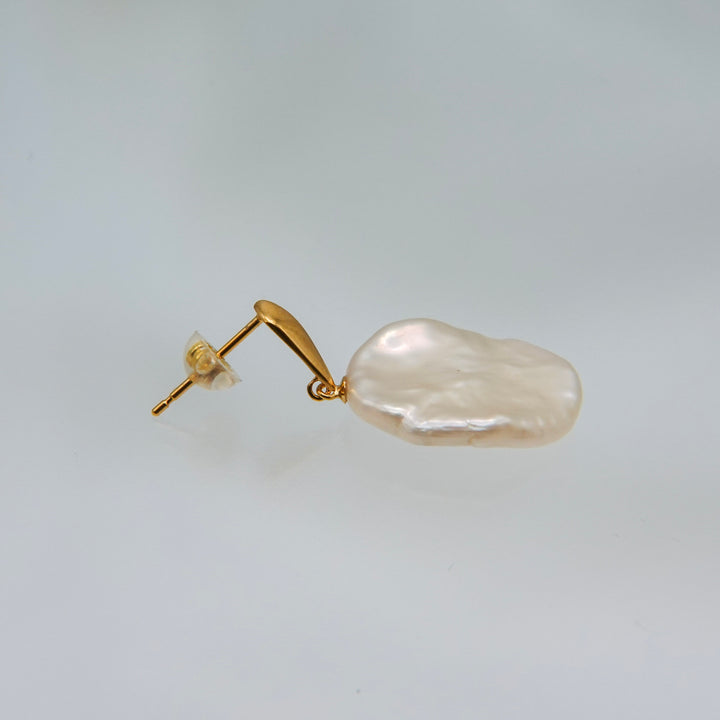 PETAL PEARL DROP EARRING SET (GD)