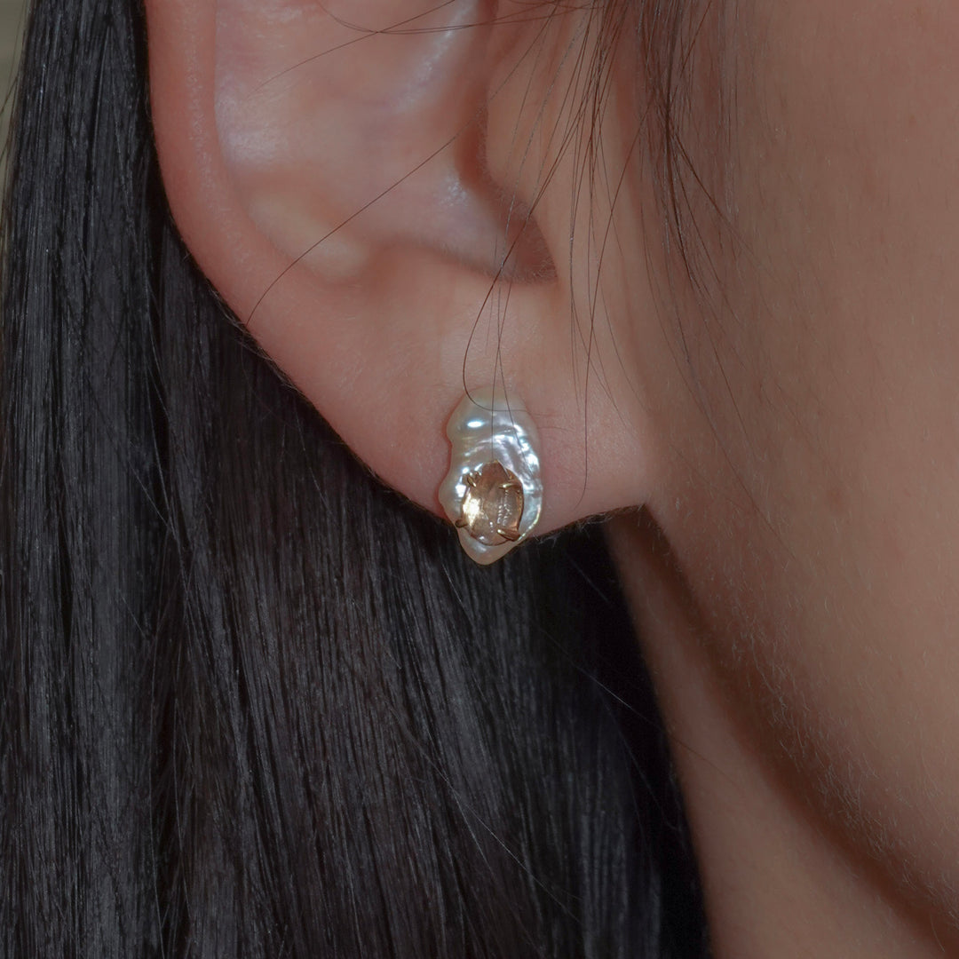 Katamimi pierced 59