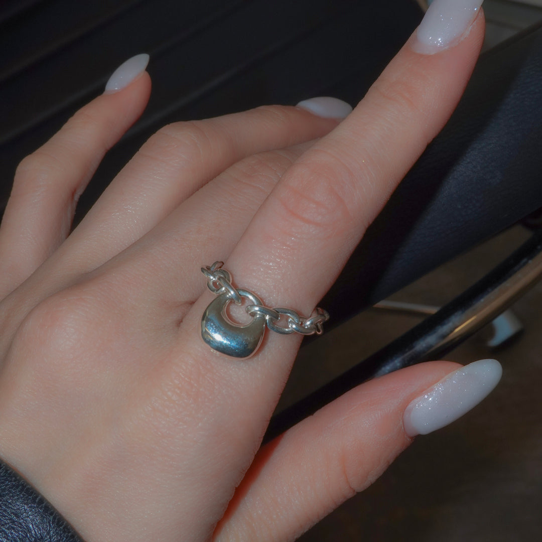 Selene 21:22 Silver Drop(銀色の滴り)