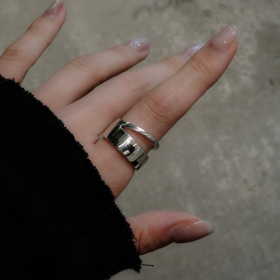 unfinished completion nuance ring [pothway]