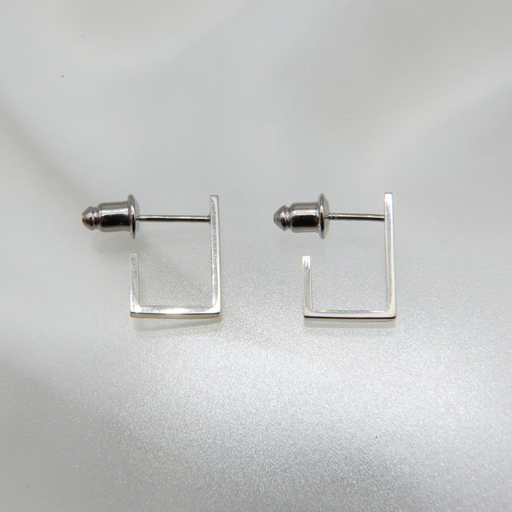 BOX THIN pierced earring