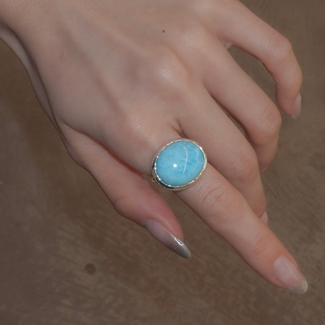 2068_Larimar