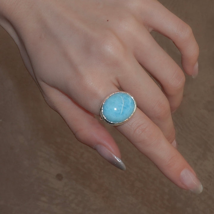 2068_Larimar