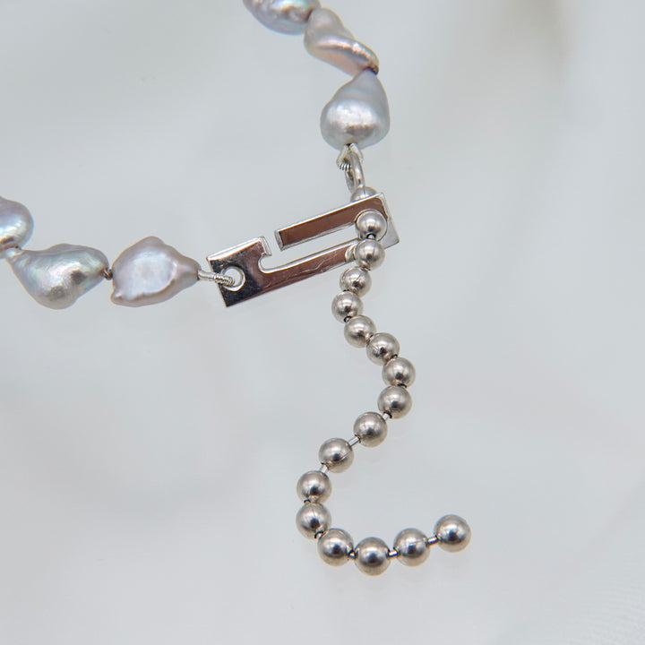 Ball Chain Bracelet / Grey Keshi Pearl