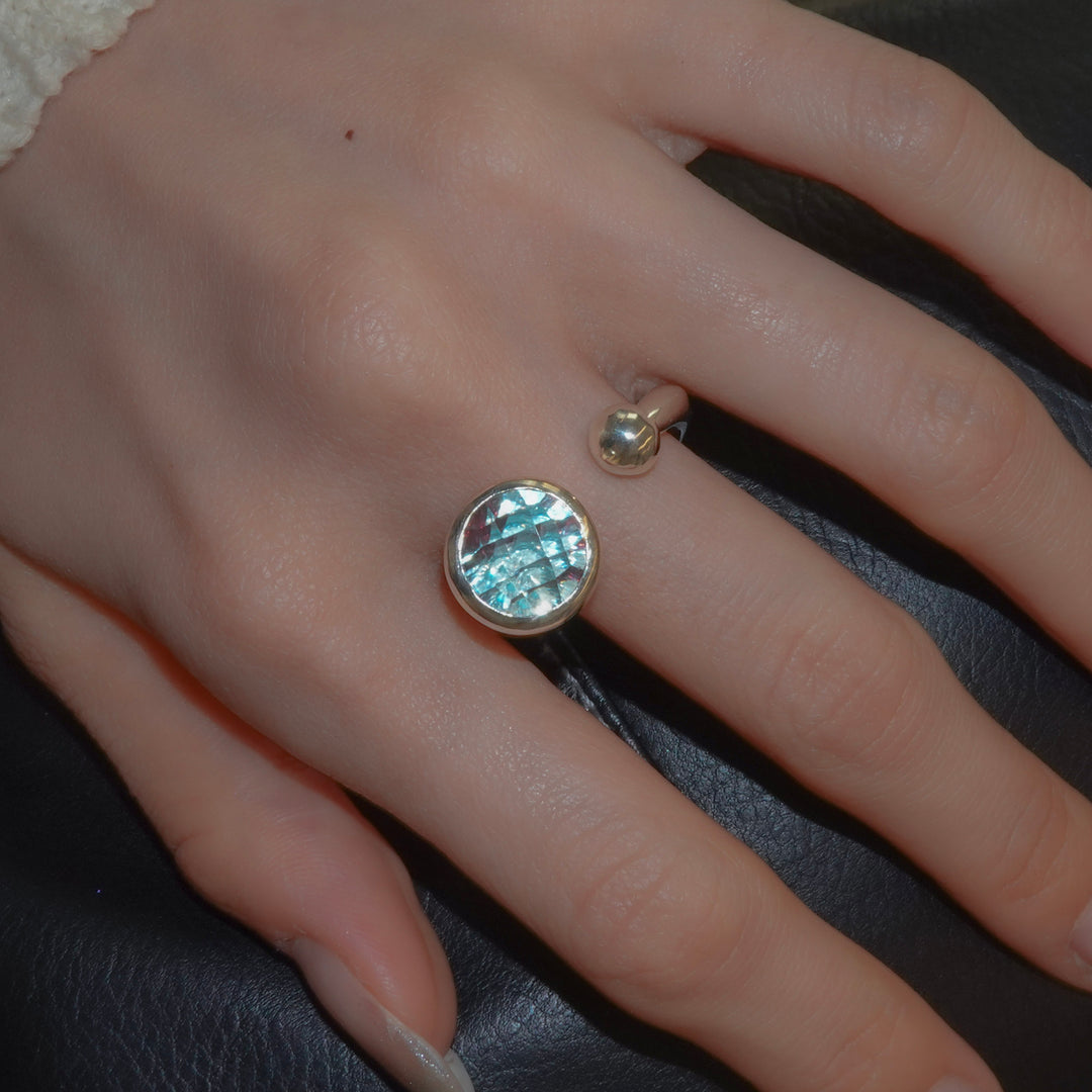 GYOKU RIN Ring / Prasiolite (garnet + blue Zircon)